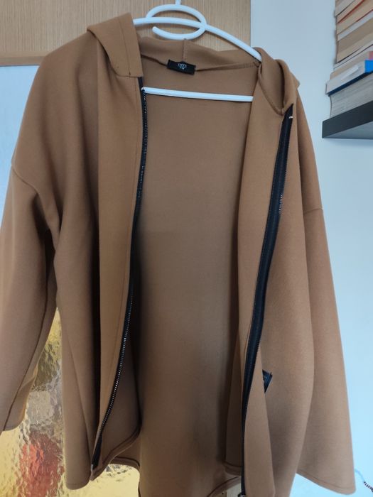 Пролетно/ есенно палто