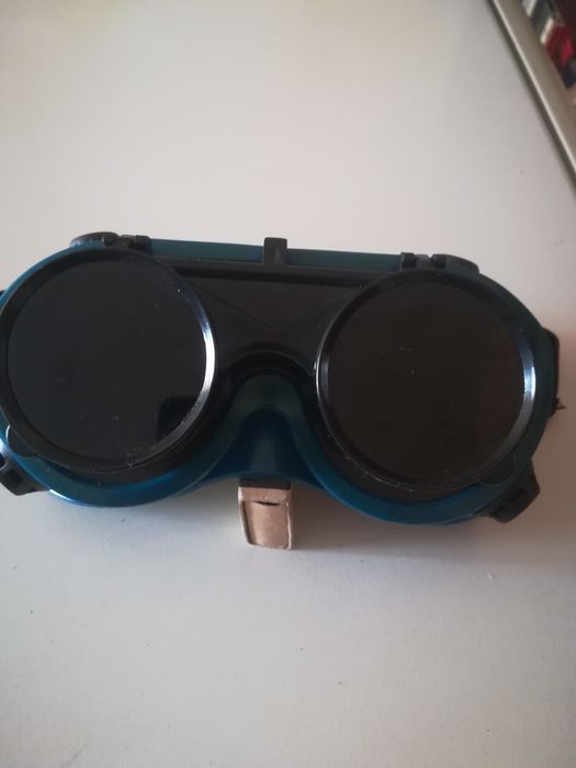 Защитные очки для газосварки. Канада.