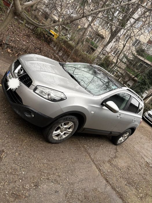Nissan Qashqai J10