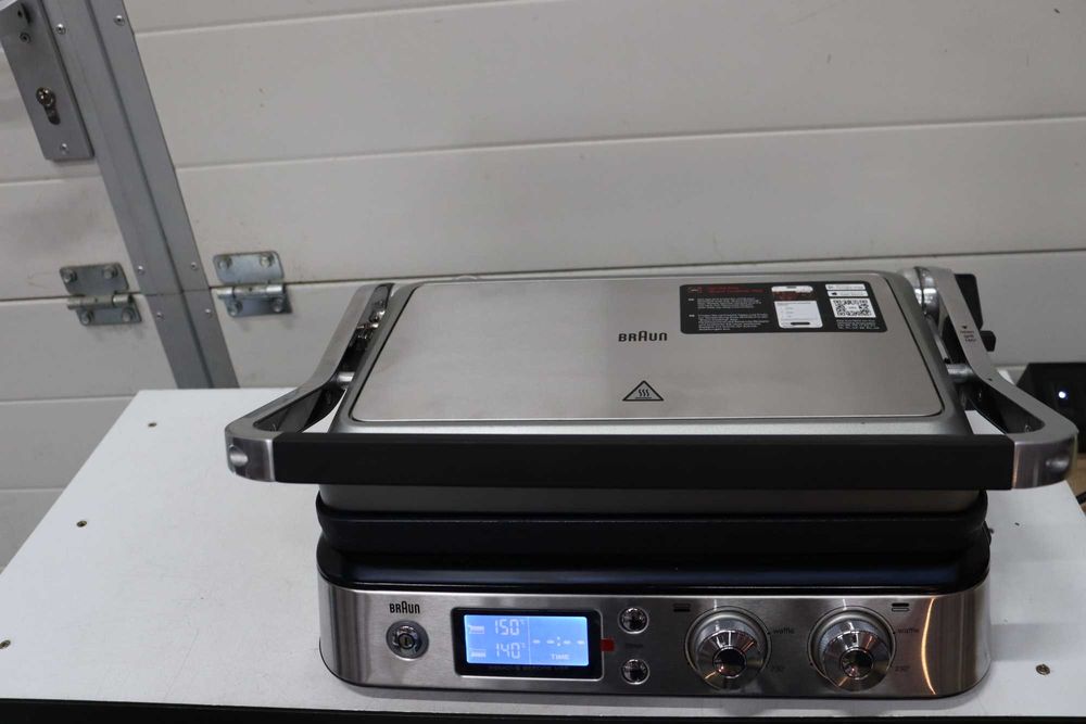 Braun MultiGrill 9 CG9047 PRO, 3-в-1 контактен грил, барбекю и фурна, голяма повърхност за грил (16 бургера), 2000 W, 250°, планча и грил