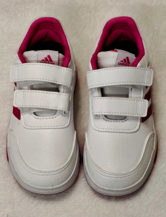 Нови маратонки Адидас 27 номер