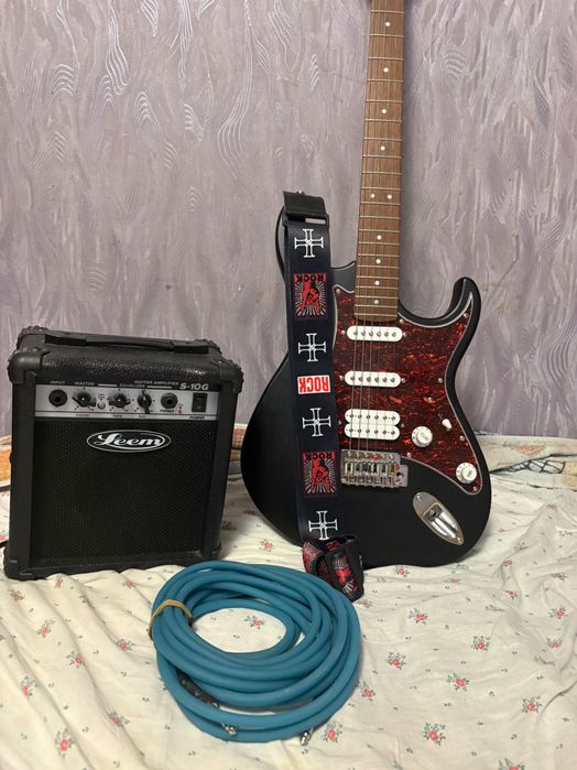 Электрогитара cort +комбоусилитель+кабель