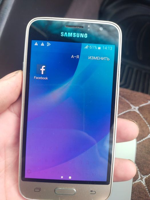 Продам 2 телефона за 15000