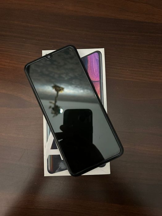 Samsung A50.         .