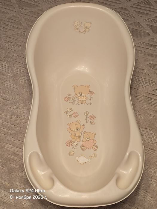 Продам ванночку детскую