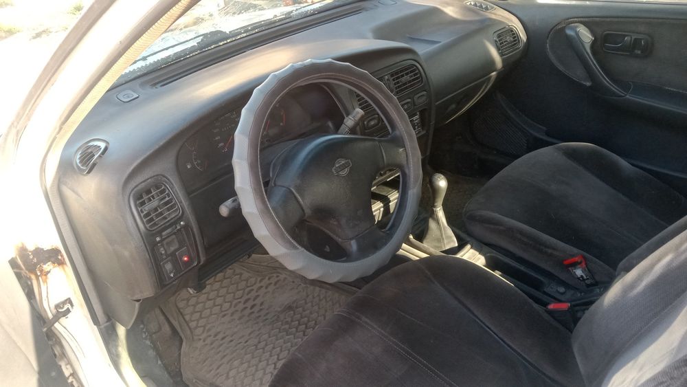 Продам Nissan примера 1994 года