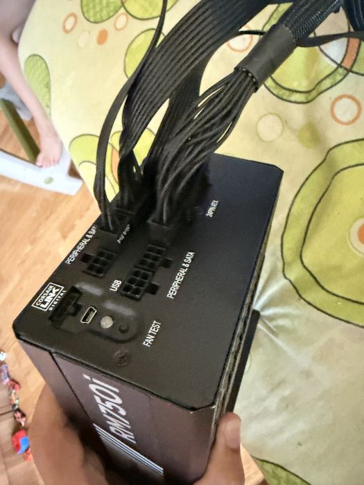 Vand sursa corsair modulara RM750i