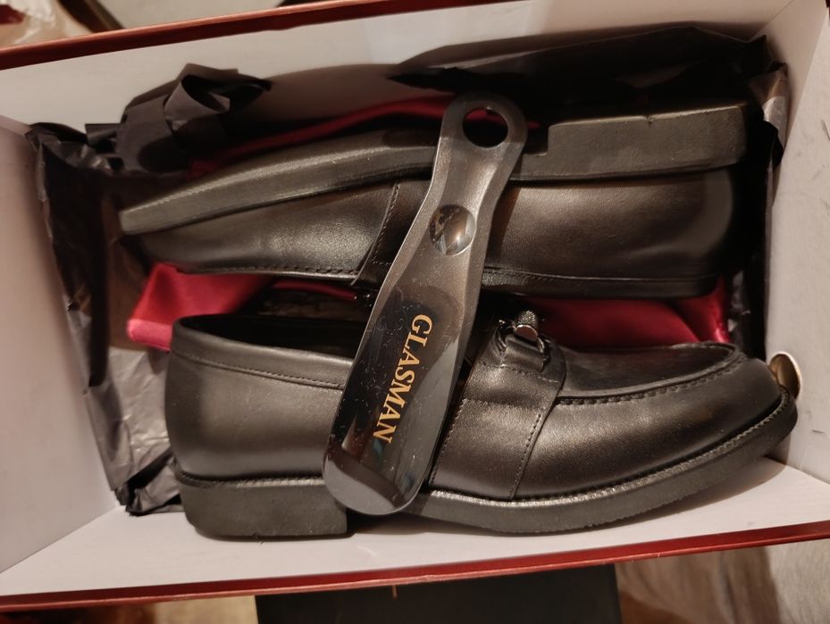 Продам туфли новый Glasman