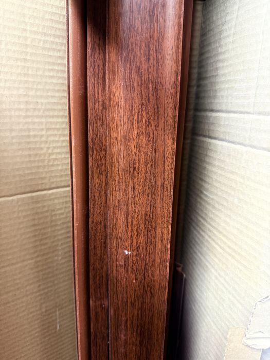 Плинтуса продам плинтус. Про