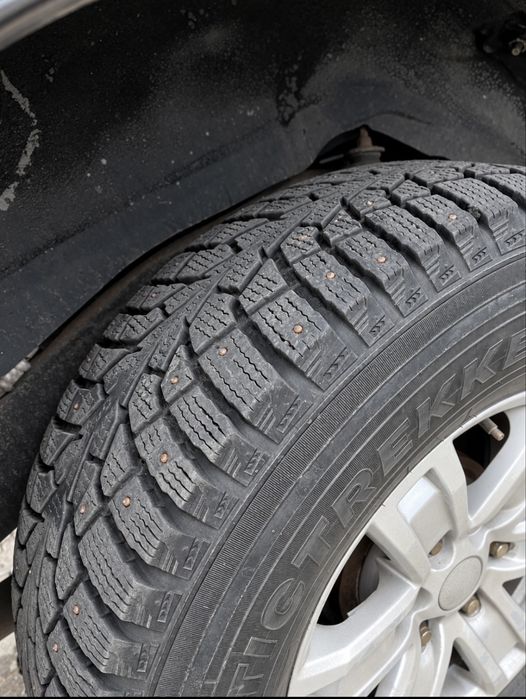 Продам диски с резиной на 16 зима