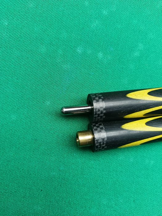 Продам бильярдный кий