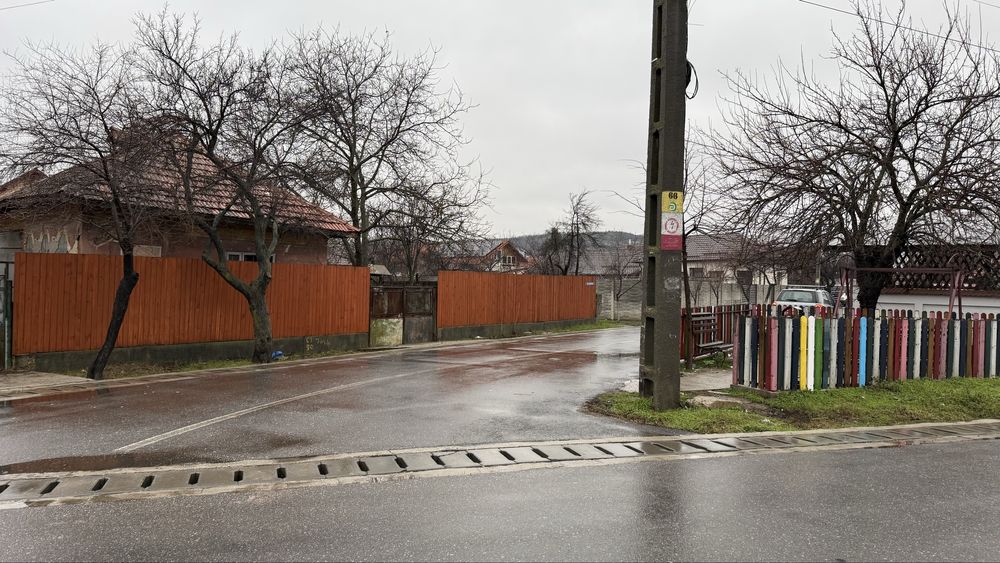 Teren de vânzare in Podari - Pozitie excelenta - Toate utilitățile!