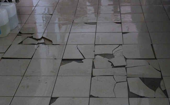 ДЕМОНТАЖ- стен ,полов ,кафеля