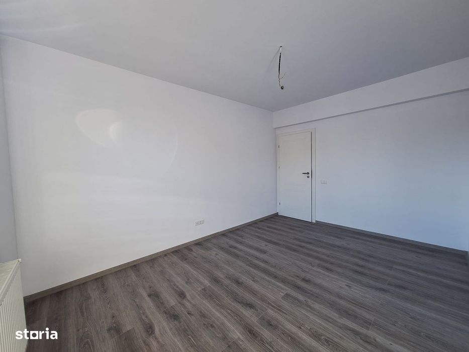 Ap. 3 camere decomandat, 2 bai, debara, 91 mp utili, PARCARE INCLUSA