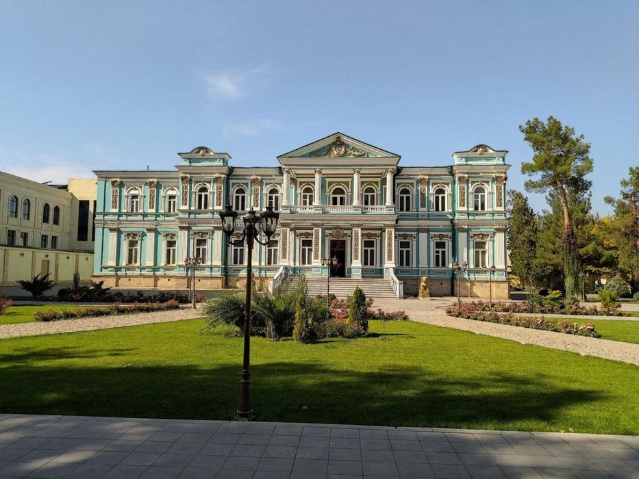 Архитектурная симфония Самарканда: Путешествие сквозь зеркало вечности