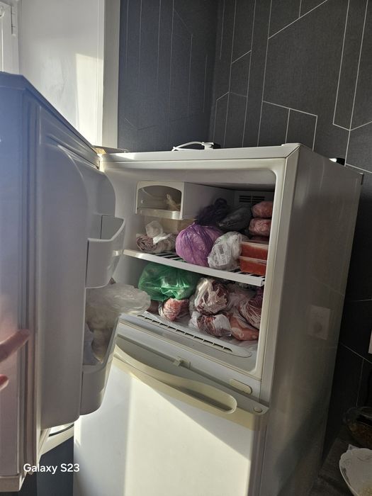 Продам холодильник LG