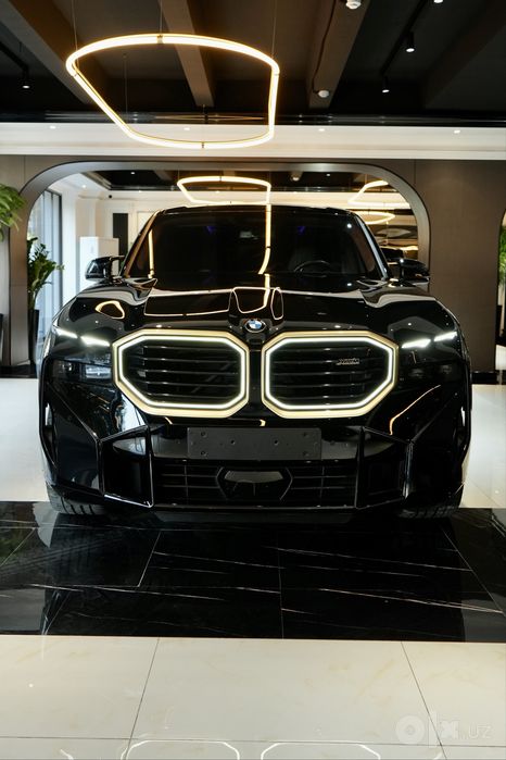 BMW XM 2023 toza