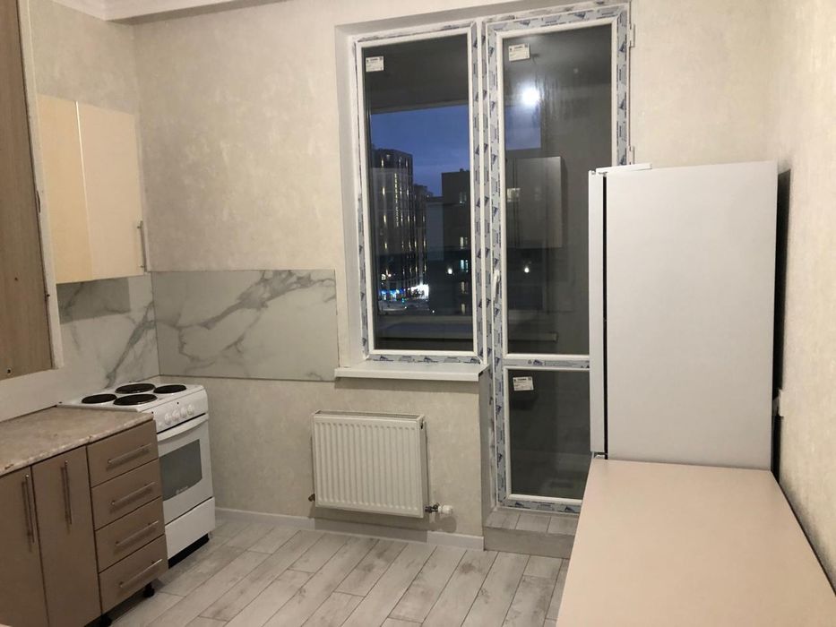 Сдам 2 комнатную  квартиру.