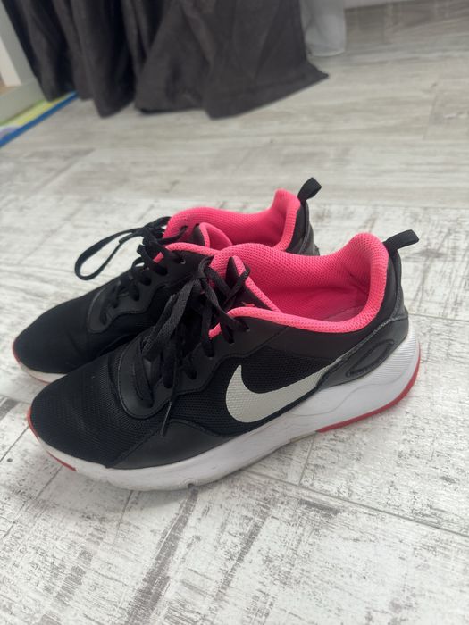 Дамски Маратонки Nike и други