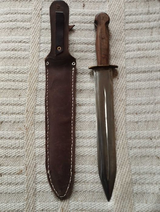 Гладиус, меч на Центурион от легионите на Римската империя. сабя, нож