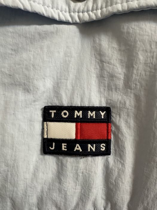 Яке на Tommy Hilfinger Jeans