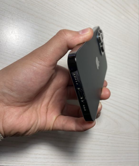 Продается iPhone 13 pro