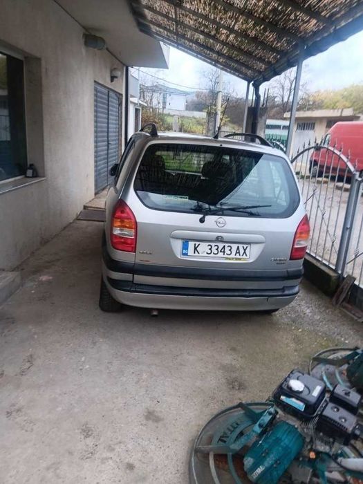Opel Zafira перфектно състояние