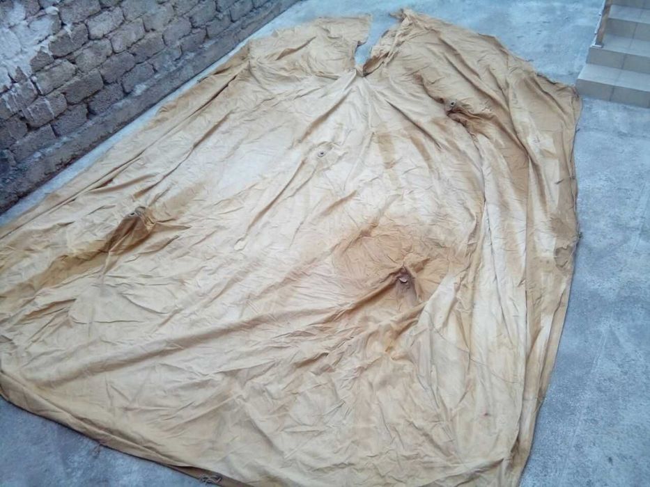 Палатка  4-х  местная