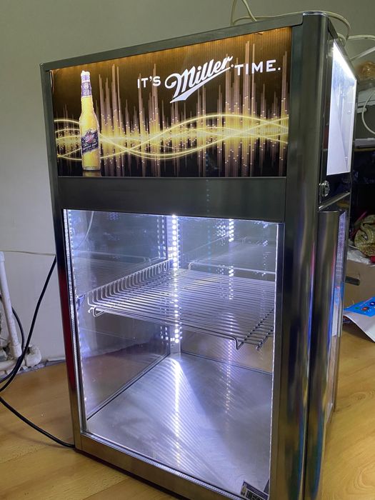 Продам холодильник