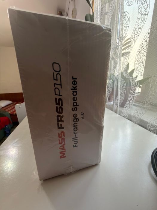 Продам новый динамик оригинал 2ши