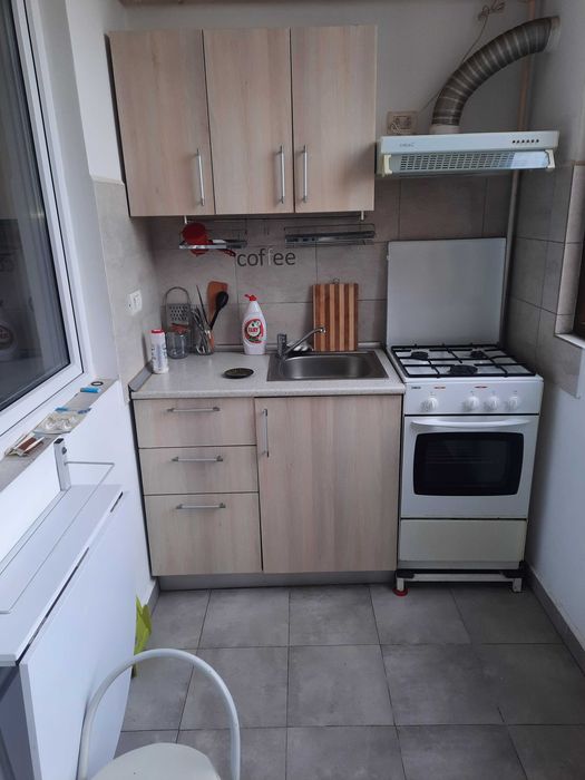 Inchiriez garsoniera Militari Residence