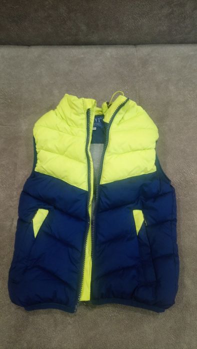 Продам срочно желетку