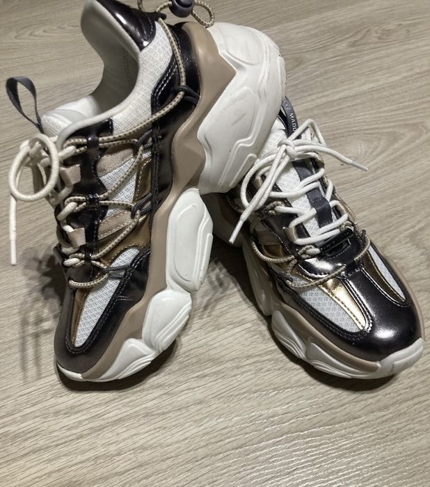 Маратонки Steve Madden-36 номер
