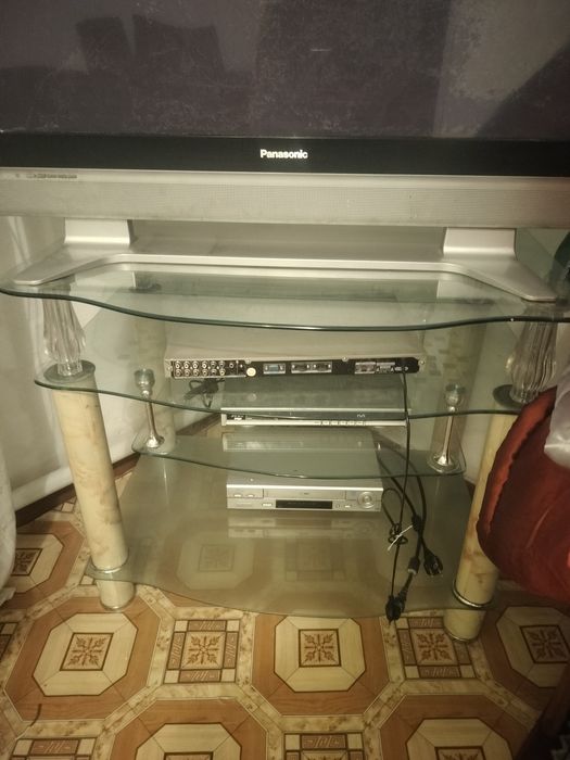 Срочно продам телевизор