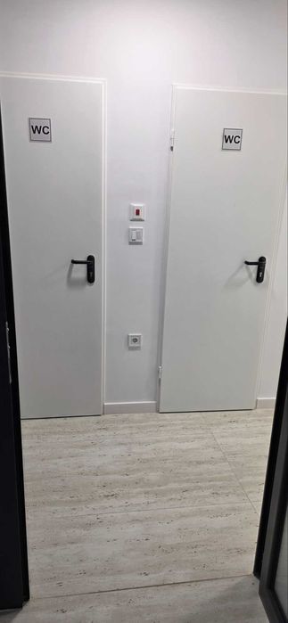 Дава се под наем Офис в Пловдив, Сточна гара - 302 кв.м за 1994.61 € - Снимка #3