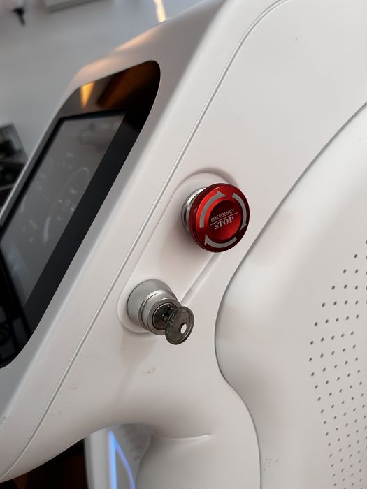 Aparat epilare definitiva laser dioda 808nm