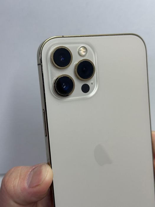 Продам Айман 12 Про Макс 128г