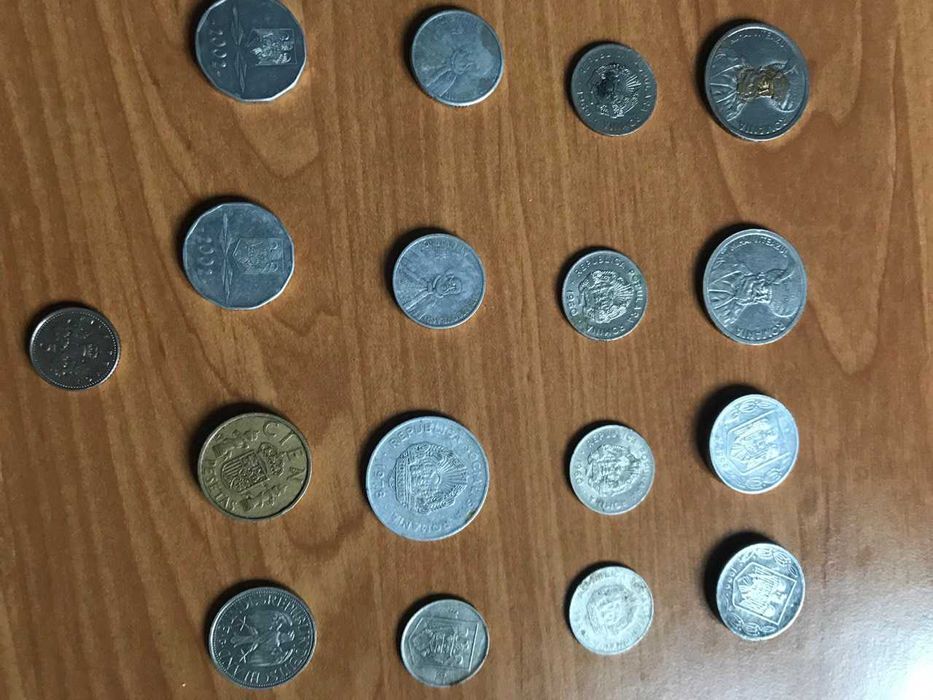 Lot monezi Romanesti - Straine. Cititi cu atent descrierea.
