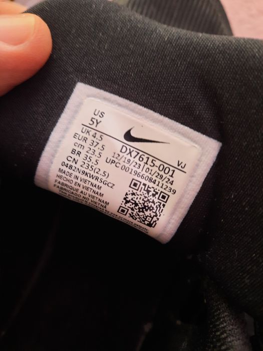 Маратонки Nike  37