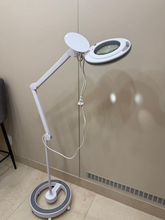 Продам Лупу Космитологическую