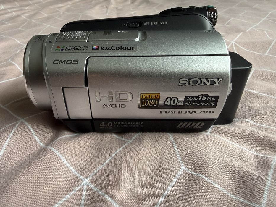 Sony Handycam DCR-SR75E – 40GB HDD, Carl Zeiss, NightShot