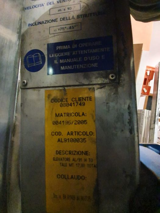 Lift/scară   platforma electrică