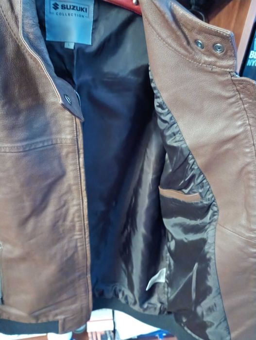 Suzuki Яке оригинално кожено Сузуки
