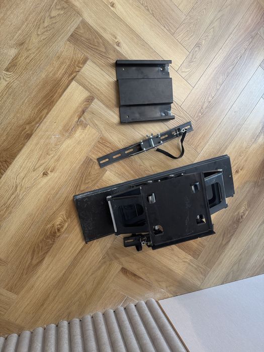 Кронштейн для телевизора для караоке