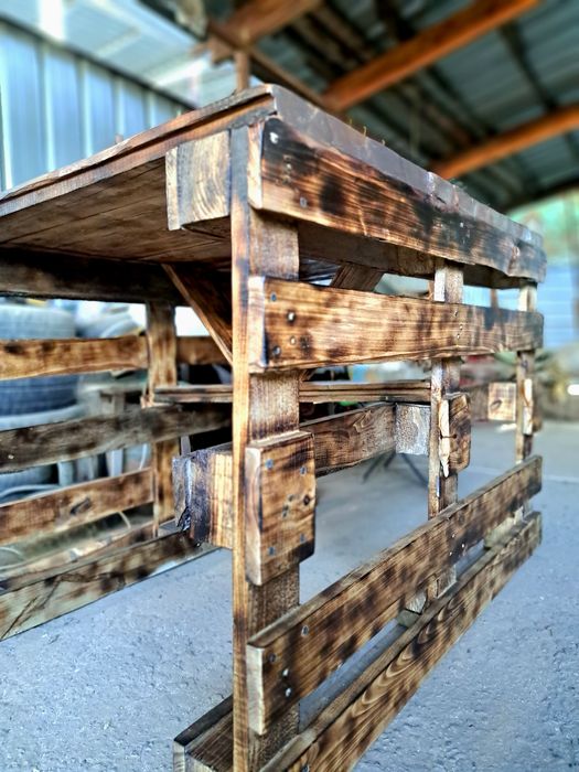 Продам стол для сада, улицы