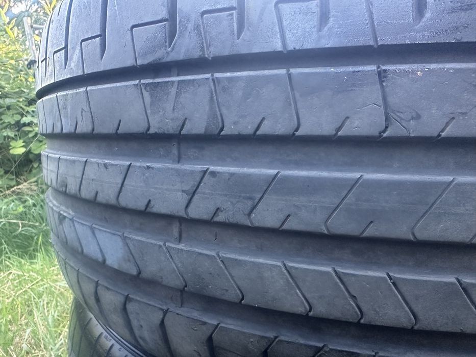 PIRELLI P ZERO (PZ4)LS  2бр почти нови