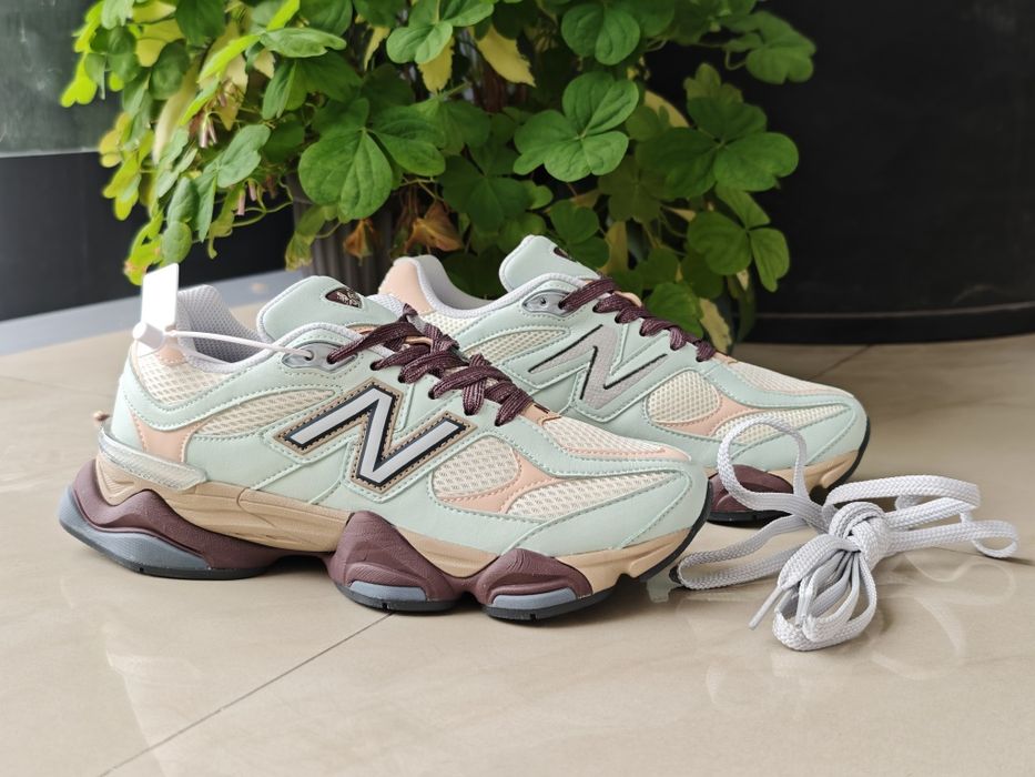 New Balance 9060