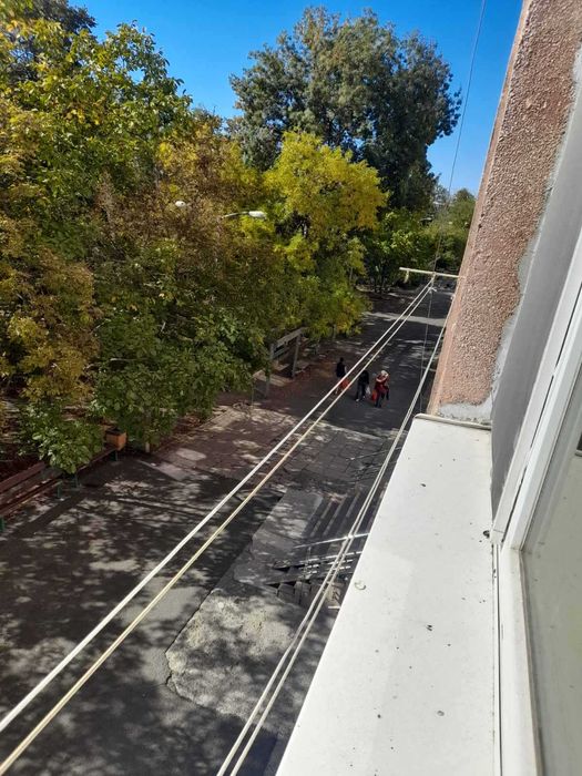 Дава се под наем Двустаен апартамент в Бургас, Братя Миладинови - 50 кв.м за 250 € - Снимка #2