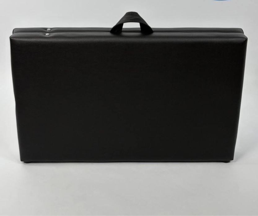 Продам Кушетку Для