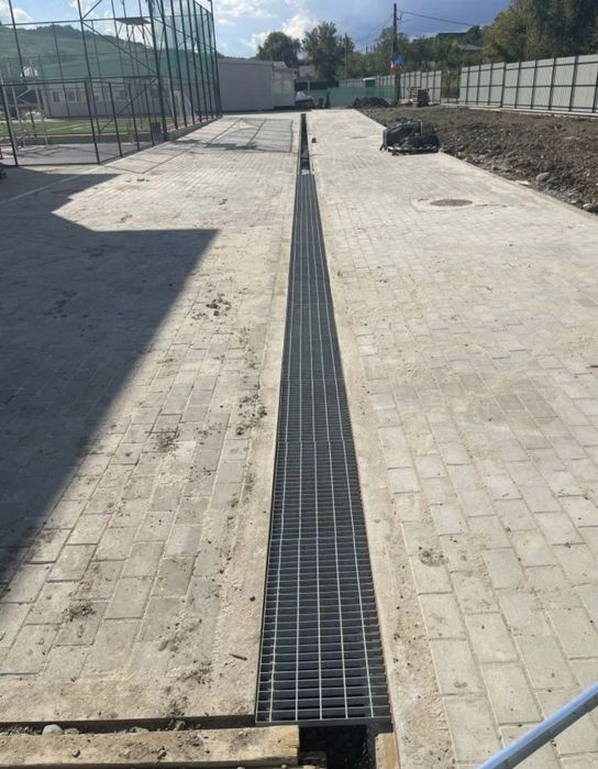 Trepte zincate și grătare zincate